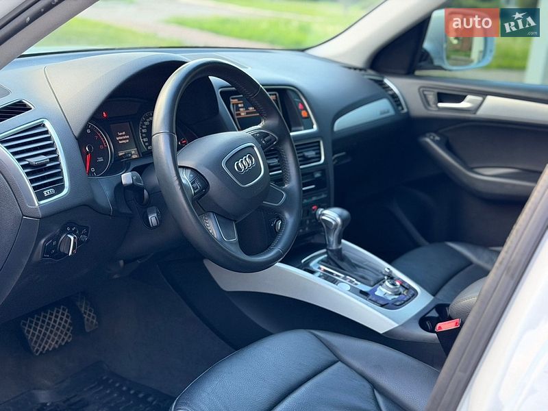 Позашляховик / Кросовер Audi Q5 2017 в Лубнах