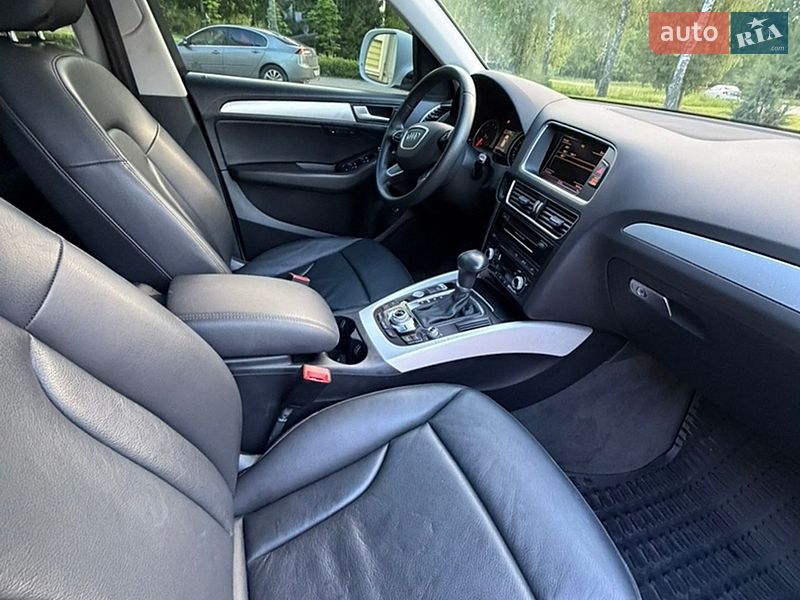 Позашляховик / Кросовер Audi Q5 2017 в Лубнах
