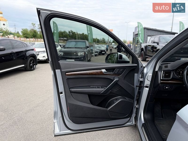 Позашляховик / Кросовер Audi Q5 2018 в Кривому Розі