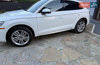 Внедорожник / Кроссовер Audi Q5 2018 в Надворной