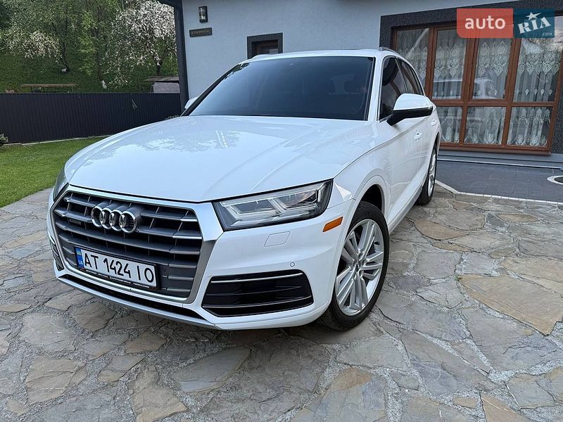 Внедорожник / Кроссовер Audi Q5 2018 в Надворной
