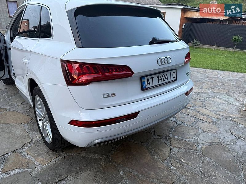 Внедорожник / Кроссовер Audi Q5 2018 в Надворной