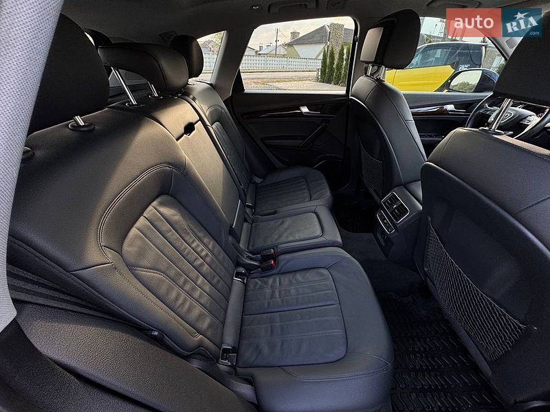 Позашляховик / Кросовер Audi Q5 2018 в Стрию
