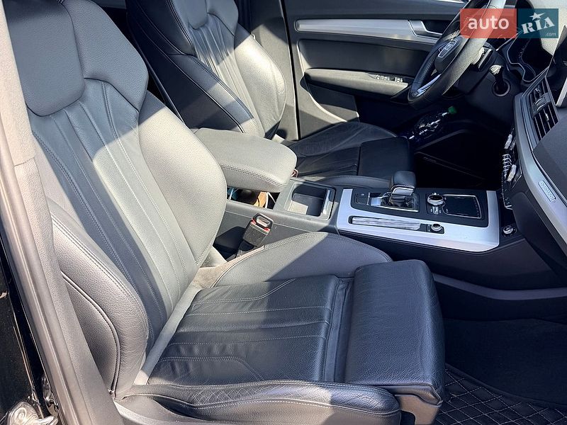 Внедорожник / Кроссовер Audi Q5 2017 в Киеве