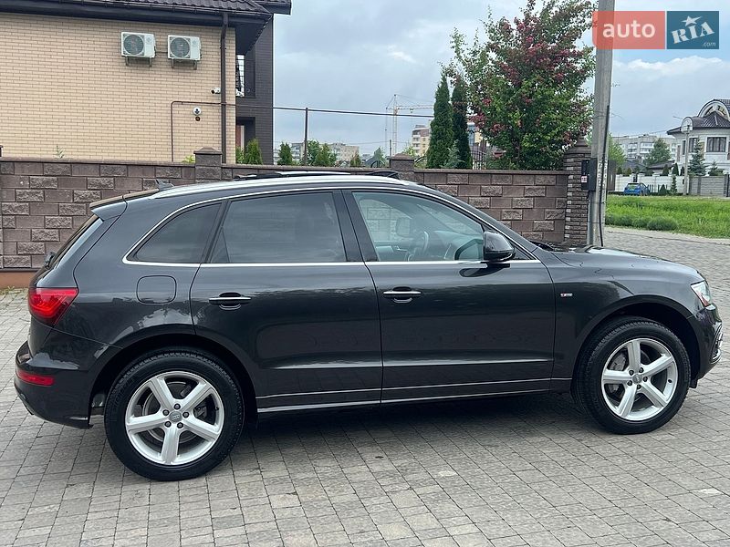 Внедорожник / Кроссовер Audi Q5 2016 в Ровно