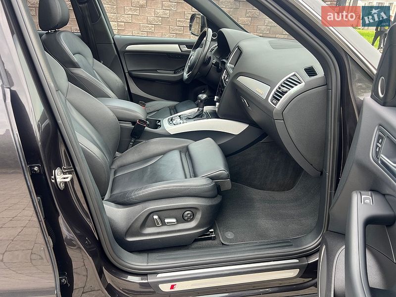Внедорожник / Кроссовер Audi Q5 2016 в Ровно