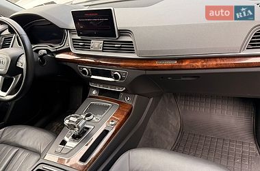 Позашляховик / Кросовер Audi Q5 2018 в Києві