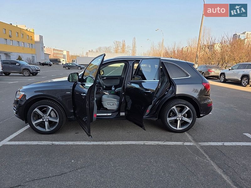 Внедорожник / Кроссовер Audi Q5 2015 в Киеве