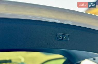 Внедорожник / Кроссовер Audi Q5 2018 в Киеве