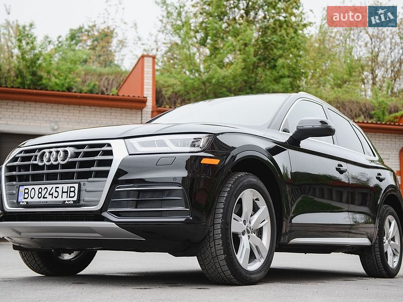 Внедорожник / Кроссовер Audi Q5 2019 в Тернополе