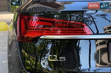 Позашляховик / Кросовер Audi Q5 2023 в Києві