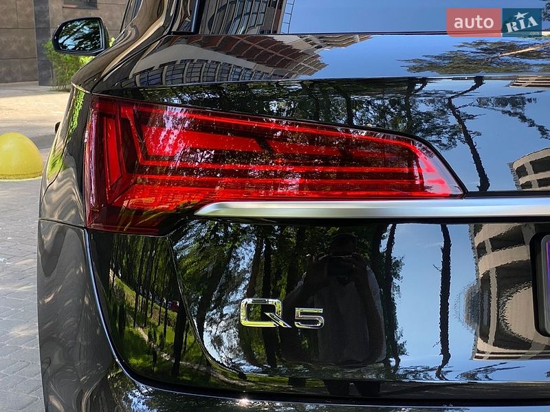 Позашляховик / Кросовер Audi Q5 2023 в Києві