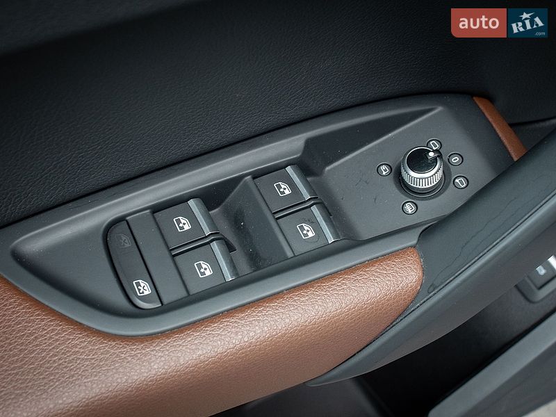 Позашляховик / Кросовер Audi Q5 2018 в Києві