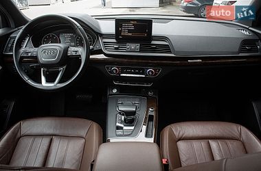 Позашляховик / Кросовер Audi Q5 2018 в Києві