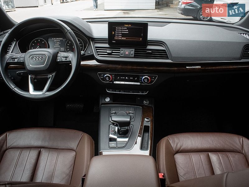 Позашляховик / Кросовер Audi Q5 2018 в Києві