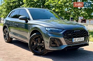 Внедорожник / Кроссовер Audi Q5 2020 в Киеве