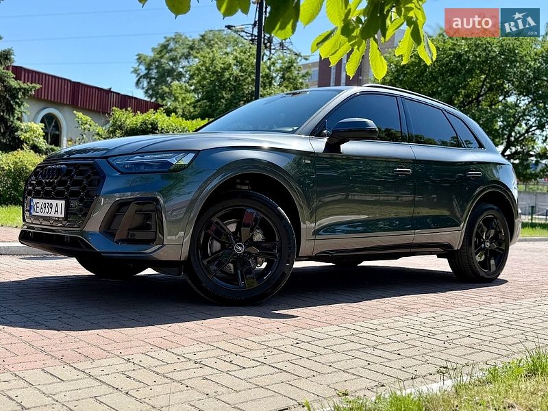 Внедорожник / Кроссовер Audi Q5 2020 в Киеве