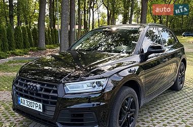 Позашляховик / Кросовер Audi Q5 2019 в Харкові