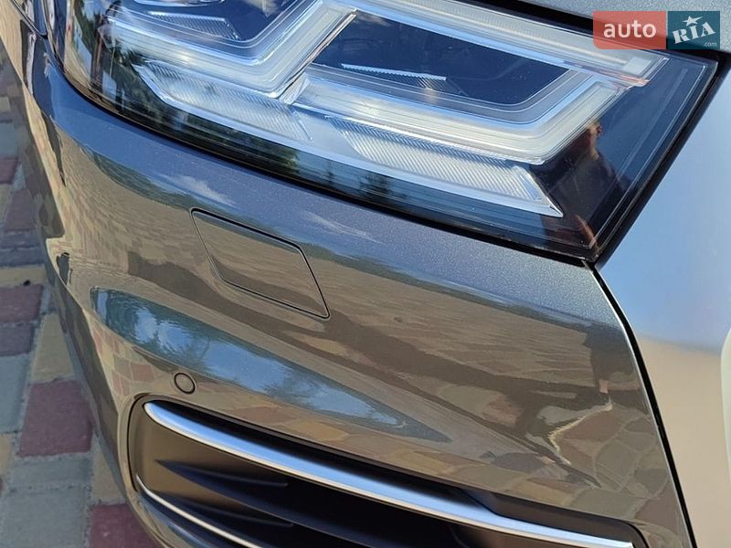 Позашляховик / Кросовер Audi Q5 2020 в Полтаві