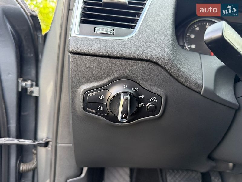 Позашляховик / Кросовер Audi Q5 2015 в Одесі