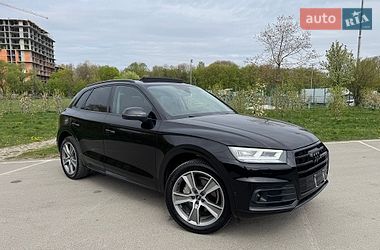 Внедорожник / Кроссовер Audi Q5 2019 в Ивано-Франковске