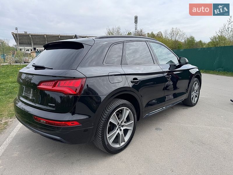 Внедорожник / Кроссовер Audi Q5 2019 в Ивано-Франковске