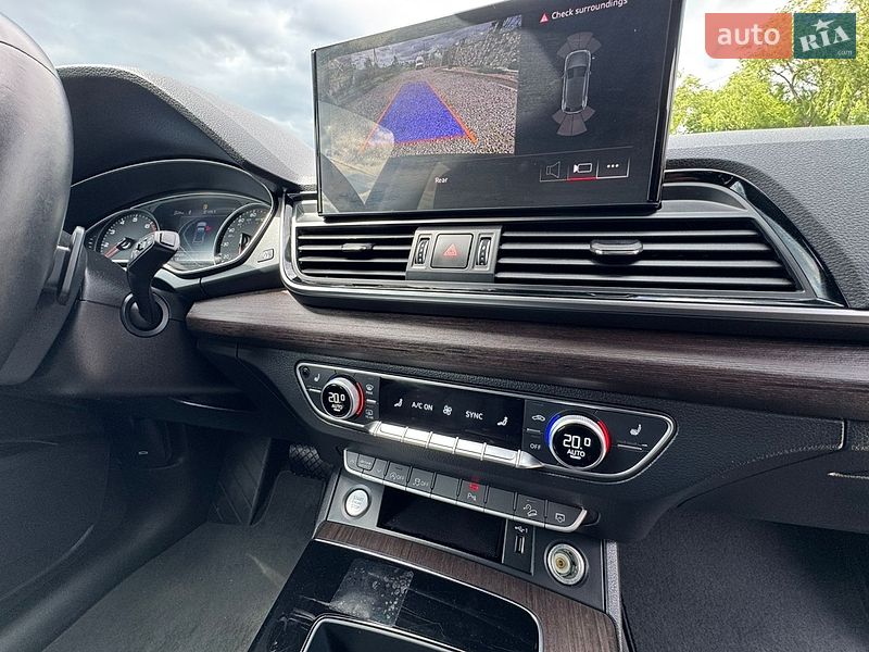 Внедорожник / Кроссовер Audi Q5 2023 в Бердичеве