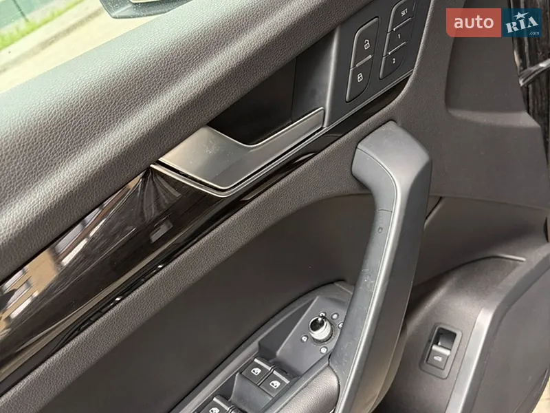 Audi Q5 2021 VIN WA1BAAFY3M2105175 фото оголошення 11 з 65