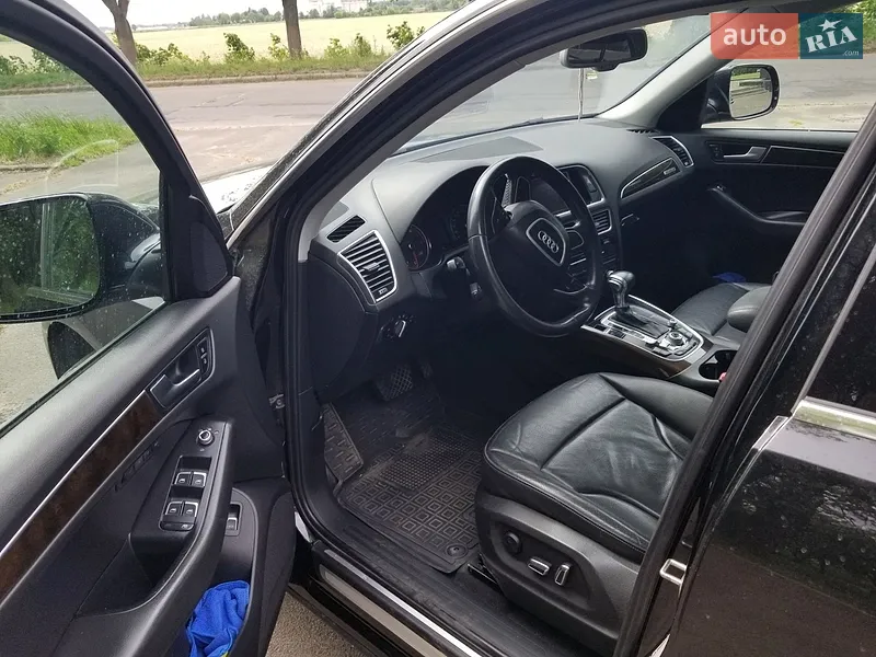 Audi Q5 2013 VIN WA1LFAFP5DA063420 фото оголошення 16 з 78