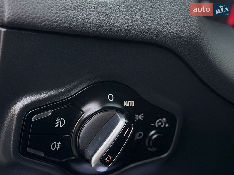 Позашляховик / Кросовер Audi Q5 2015 в Дрогобичі