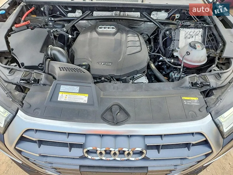 Audi Q5 2019 VIN WA1BNAFY0K2023650 фото оголошення 11 з 48