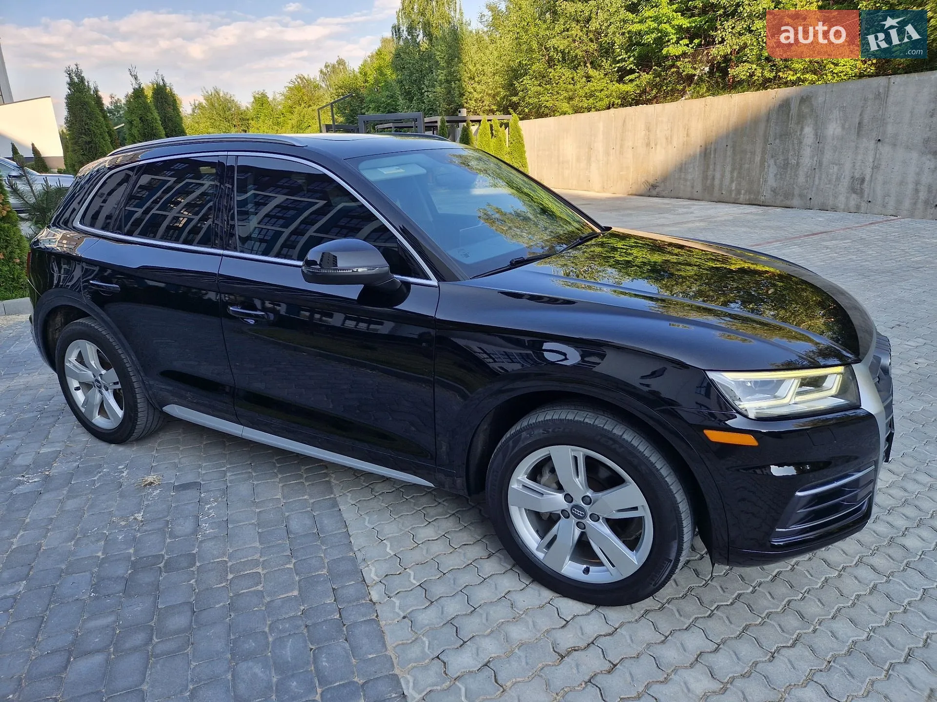 Audi Q5 2017 VIN WA1BNAFY0J2071714 фото оголошення 24 з 57