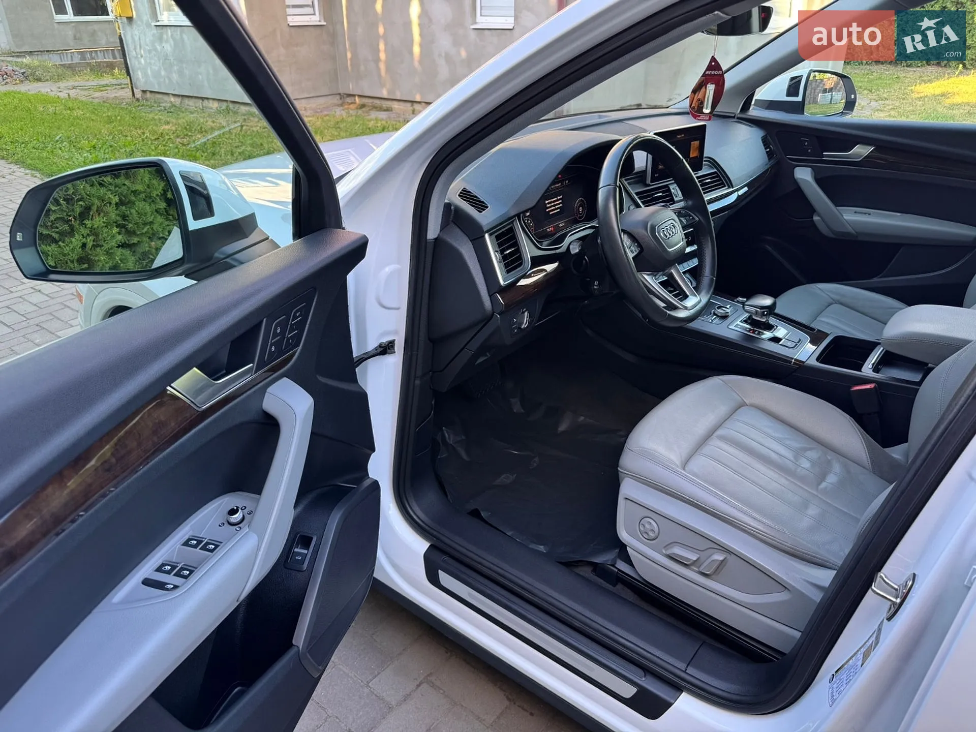 2018 Audi Q5 - мініатюра 23