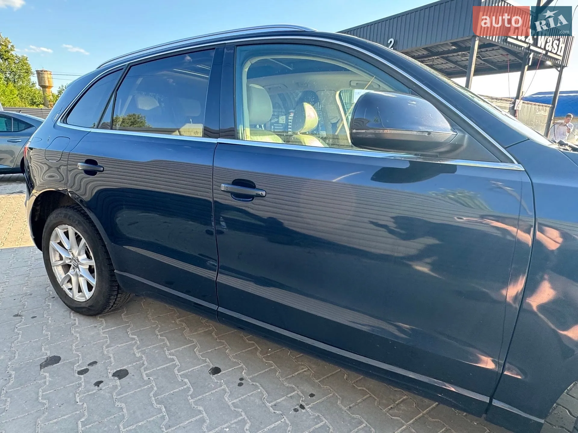 Audi Q5 2010 VIN WA1CFAFP7BA058782 фото оголошення 4 з 32