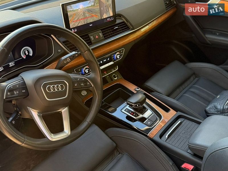 Позашляховик / Кросовер Audi Q5 2020 в Ірпені
