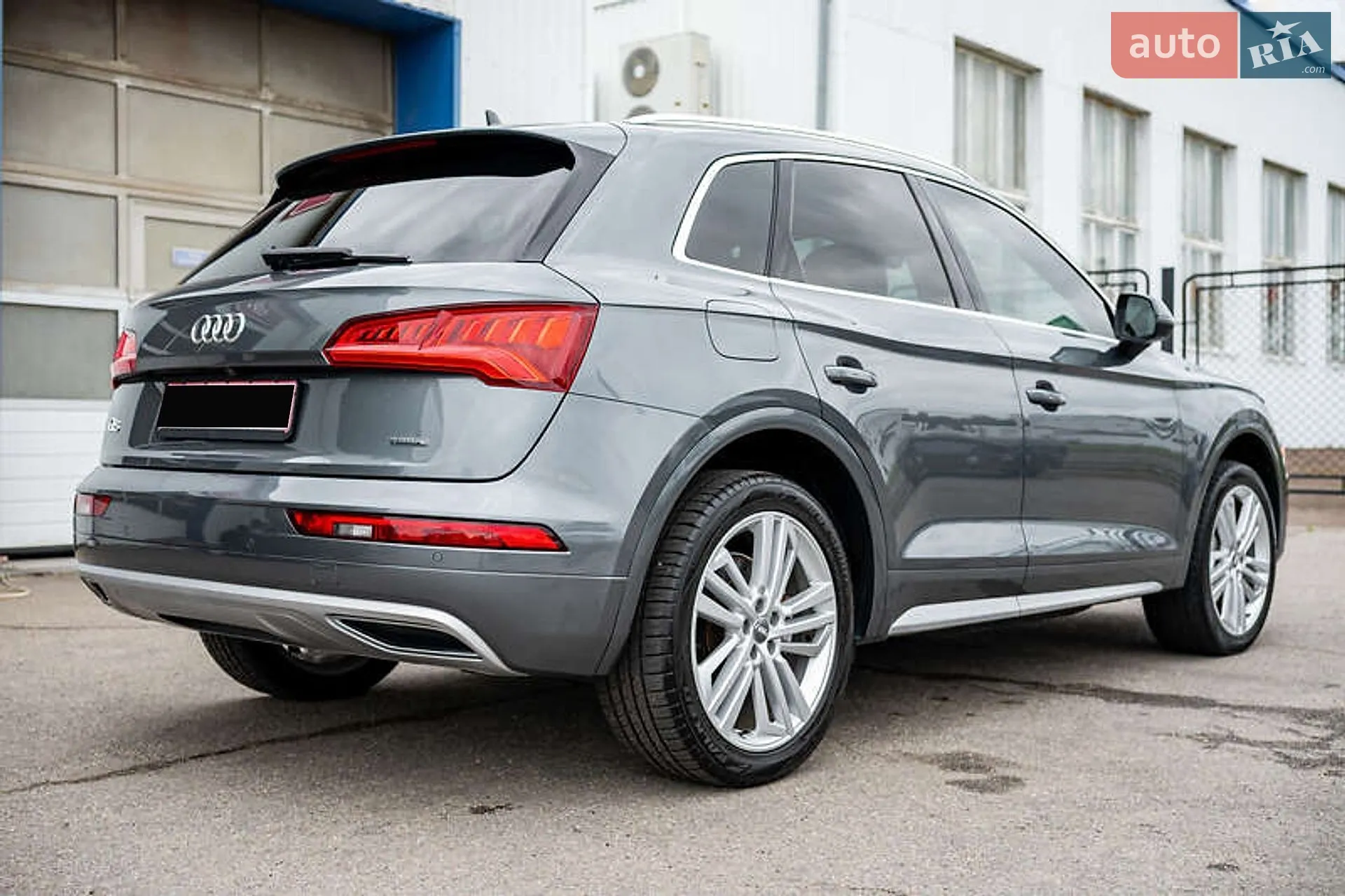 Audi Q5 2019 VIN WA1BNAFY8K2058310 фото оголошення 5 з 5