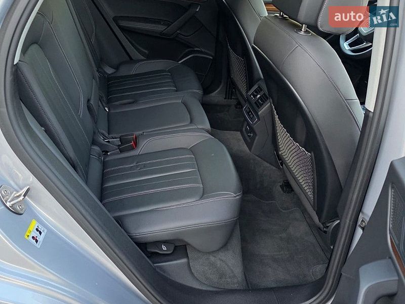 Внедорожник / Кроссовер Audi Q5 2024 в Луцке