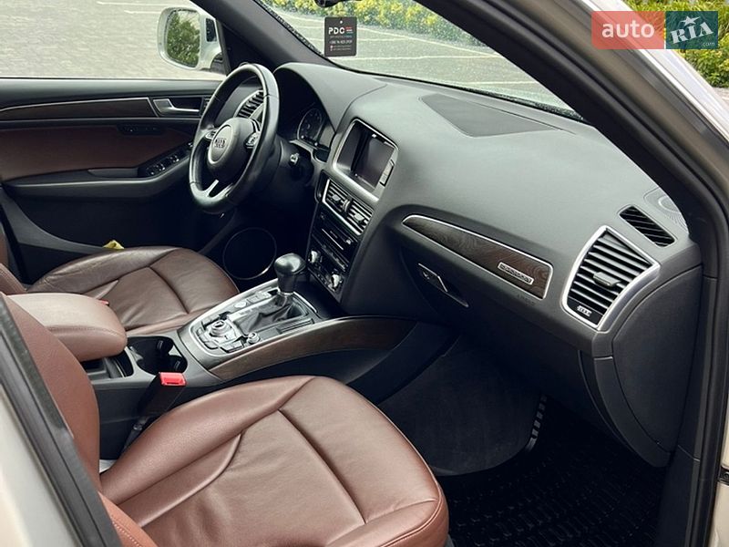 Внедорожник / Кроссовер Audi Q5 2016 в Киеве