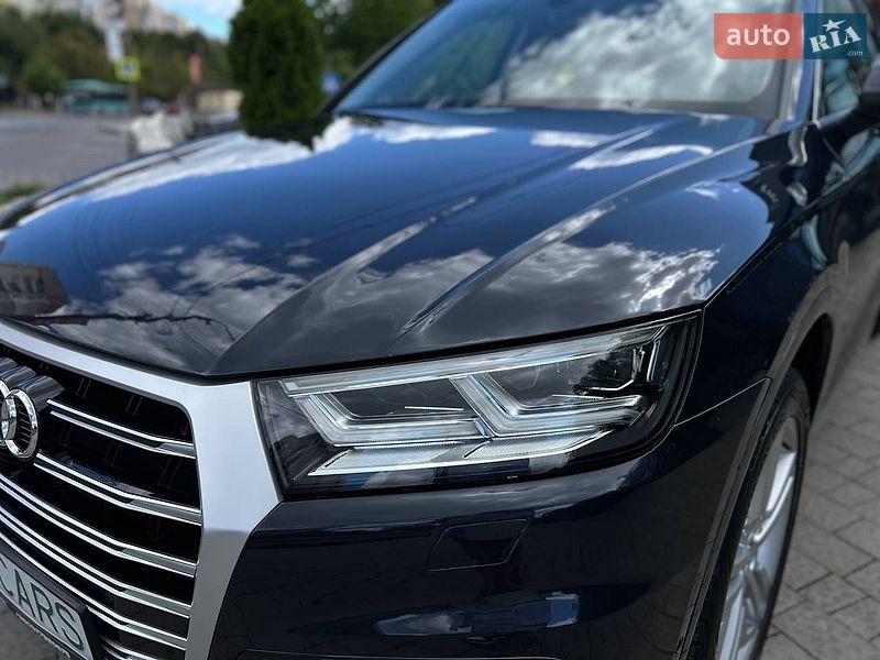 Позашляховик / Кросовер Audi Q5 2019 в Львові
