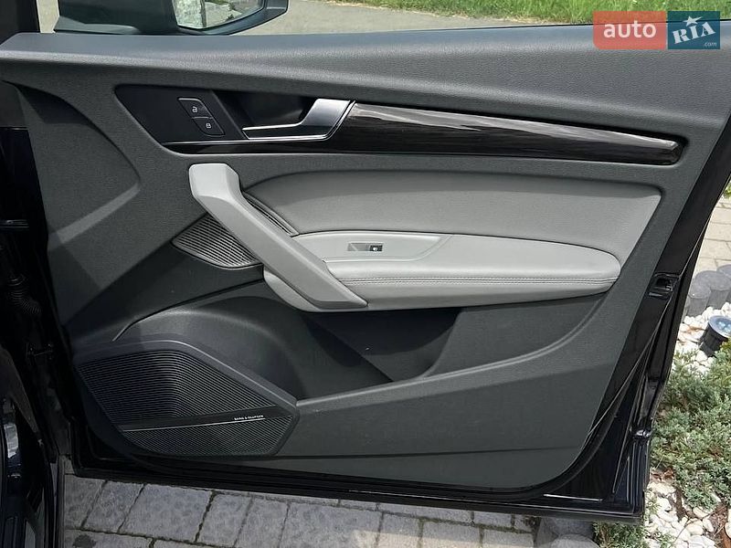 Позашляховик / Кросовер Audi Q5 2019 в Львові