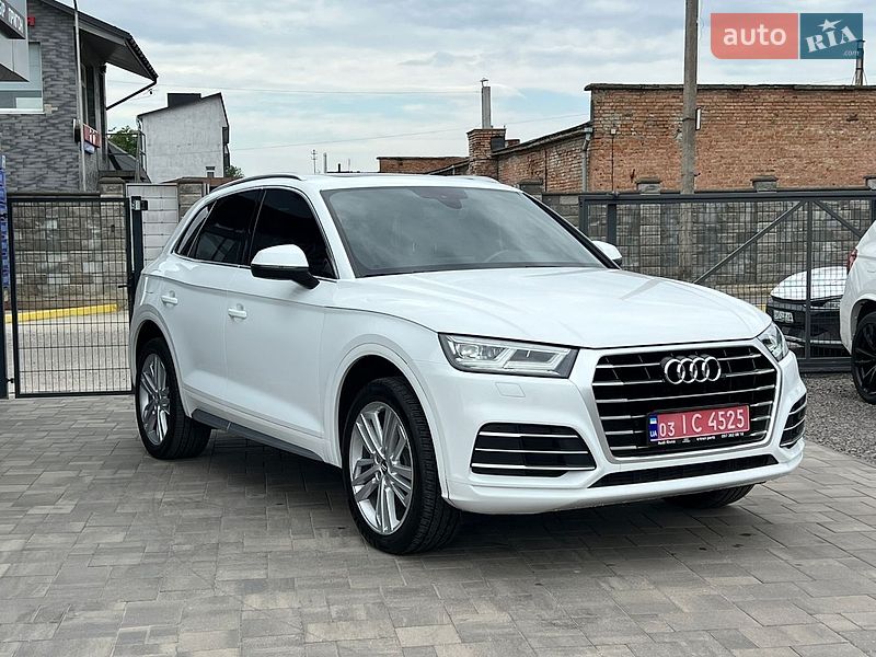 Внедорожник / Кроссовер Audi Q5 2018 в Ровно