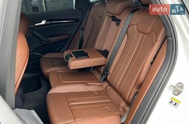 Внедорожник / Кроссовер Audi Q5 2018 в Ровно