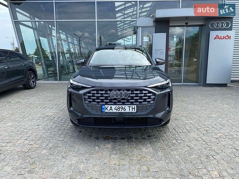 Внедорожник / Кроссовер Audi Q5 2026 в Днепре