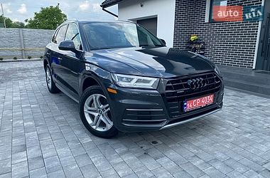 Позашляховик / Кросовер Audi Q5 2018 в Львові
