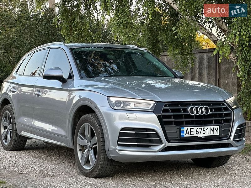 Позашляховик / Кросовер Audi Q5 2018 в Дніпрі