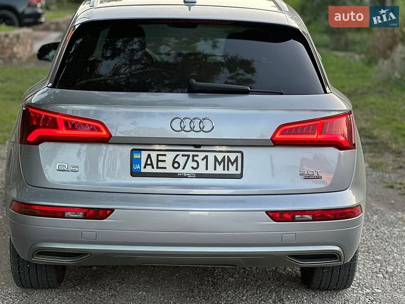 Позашляховик / Кросовер Audi Q5 2018 в Дніпрі