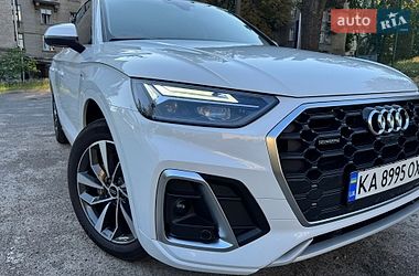 Внедорожник / Кроссовер Audi Q5 2022 в Киеве