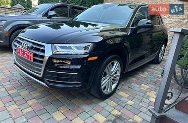 Позашляховик / Кросовер Audi Q5 2018 в Чернівцях