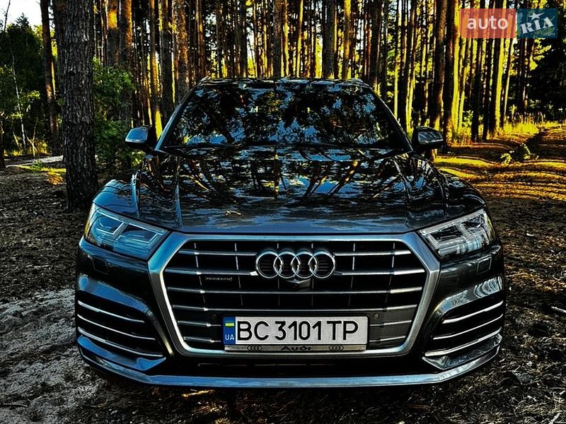 Позашляховик / Кросовер Audi Q5 2017 в Києві