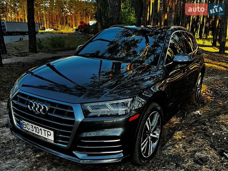 Позашляховик / Кросовер Audi Q5 2017 в Києві